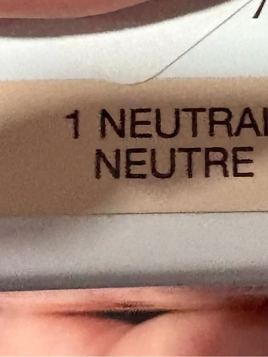 Charlotte Tilbury Neutral Shade Makeup Sample - White & Rose Gold Accents - Picture 2 of 2